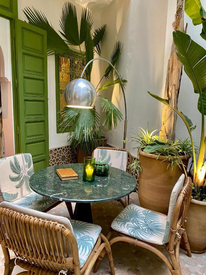 Riad Dar Adal Exclusivite 2 A 6 Personnes Petit Dejeuner Compris Place Jemaa El Fna Marakeş Dış mekan fotoğraf